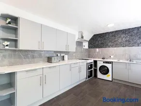 Prime House - Image 4