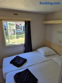 Le mobile home est dans le pré - Image 4