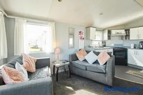 Host & Stay - Joshua's Haven - Image 4