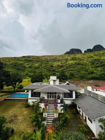 CHAITAL VILLA - Image 1