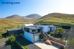 CASA ACEQUIA - Image 1
