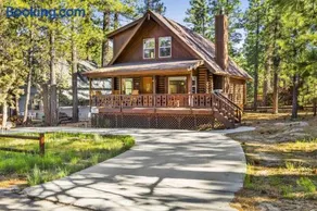 Cub's Cabin / Charming 3-Bedroom Log Cabin Near Big Bear Lake - Image 3