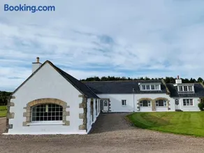 Bruntlands Steading - Image 2