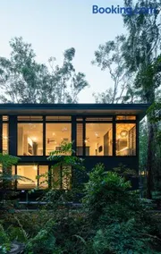 Coastal Rainforest Retreat Little Cove - Image 3