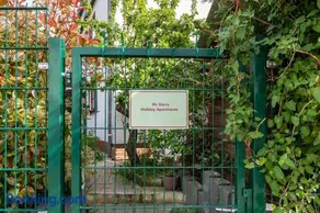 Mc Garry Apartments and Garden - Image 3