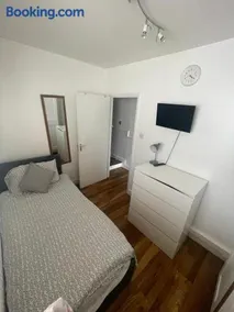 Family Home Stay - Image 1