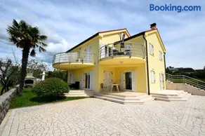 Apartments Luka - Image 1
