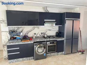 Luxury Marina 49 - Image 5