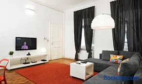 Irundo Downtown Apartments - Image 2