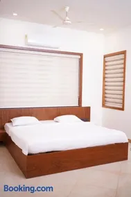 Nandhanam Holidays - Image 2