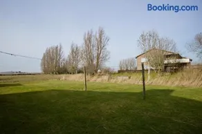 England 5 - Image 4
