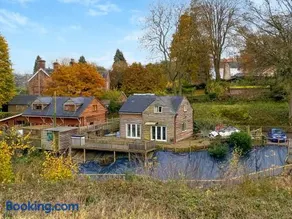 The Hurstings - Image 1