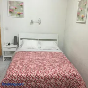 Hostal Tres Cantos - Image 5