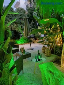 Urban Garden Suite-Samos Center - Image 3