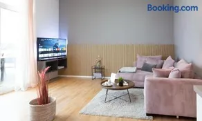 MiCasa OL - Modernes Penthouse - Stellplatz - Küche - WLAN - Dachterrasse - E Ladesäule 100 Meter entfernt - Image 1
