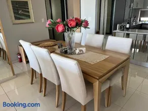 Blouberg Luxury Beachfront Apartment - Image 5