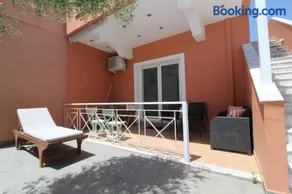 Malvazios Mavrovouni Beach House Right - Image 2