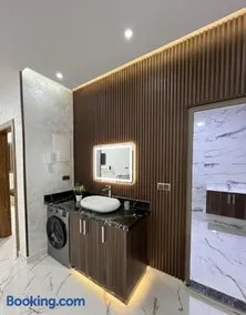 Downtown apartment 2 bedrooms 2 Air conditioning High-speed Wi-Fi - Image 3