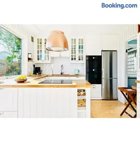 Oceanfront Coolcation on West Coast with incredible ocean views! - Image 2