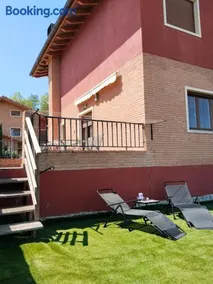 Casa con gran jardín y barbacoa "Los Olivos" Cerca de Logroño familias y grupos - Image 4