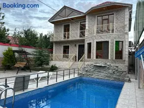 Friend's House - Image 2