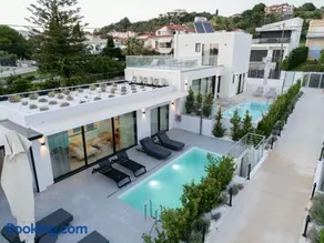 Sole Azzurro Villas - Image 1