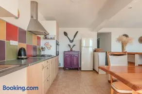 Exquisita casa con terraza, jardín y barbacoa | Vistas a la montaña - Image 2