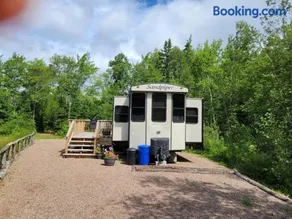 Aberdeen Hillview Retreat - Image 1