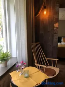 Steel Hotel - Image 3