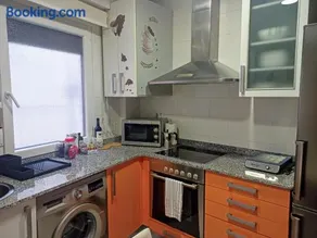 La Casita de Diana Laredo, Casco Antiguo, playa cercana, parking privado a 300m, Petfriendly - Image 1