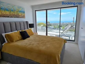 BluEscape I Elevated Sea Views - Image 3