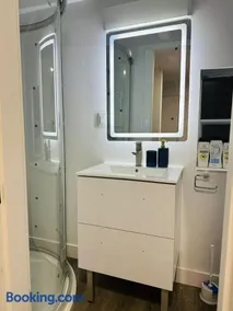 Cultus Home 1BHK basement suite - Image 4