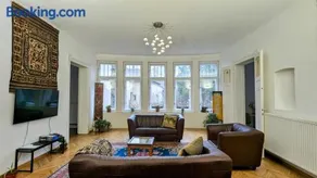 Magyaros-szecessziós Villa - Image 4