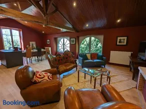 Charmant gîte avec piscine chauffée et Wi-Fi en pleine nature - Image 4