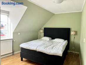 Spacious and cenral apartment - Image 4