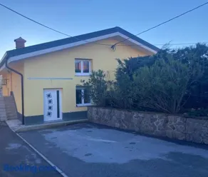 First Vrtovin Apartment - Image 1