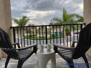Bello 8 Beachside - Image 1