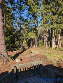 Spacious 3BR Retreat - Sleeps 6 - Near Seattle - Image 3