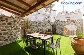 Mirthia Apartments - Image 4