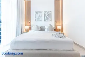 Luxurious 2 BR Apt in Park Gate - Near Metro - Image 3
