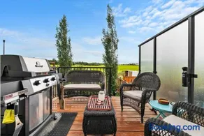On The Ridge 3BR Sylvan Lake Retreat Sleeps 8 - Image 2