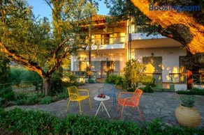 Panagea Holiday Apartments - Image 1