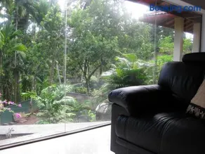 Tranquil Retreat - Image 2