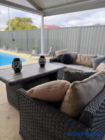 The Luxe Retreat - Image 2