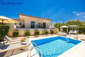 Villa Vatia 1 - Image 1