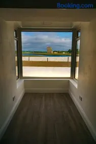 Carrig Island Lodge - Image 3