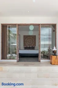 Villa Rasa Senang, with private cook and pool - Image 5
