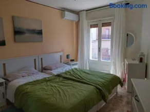Whole townhouse in Mineo - Image 1