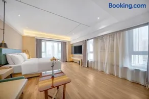 Atour X Hotel Harbin West Railway Station - Image 3