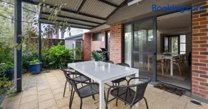 Forest Edge Villa - Family Friendly - Walk To Town - Image 1